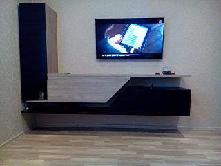 Консольная композиция TV в гостиную.
